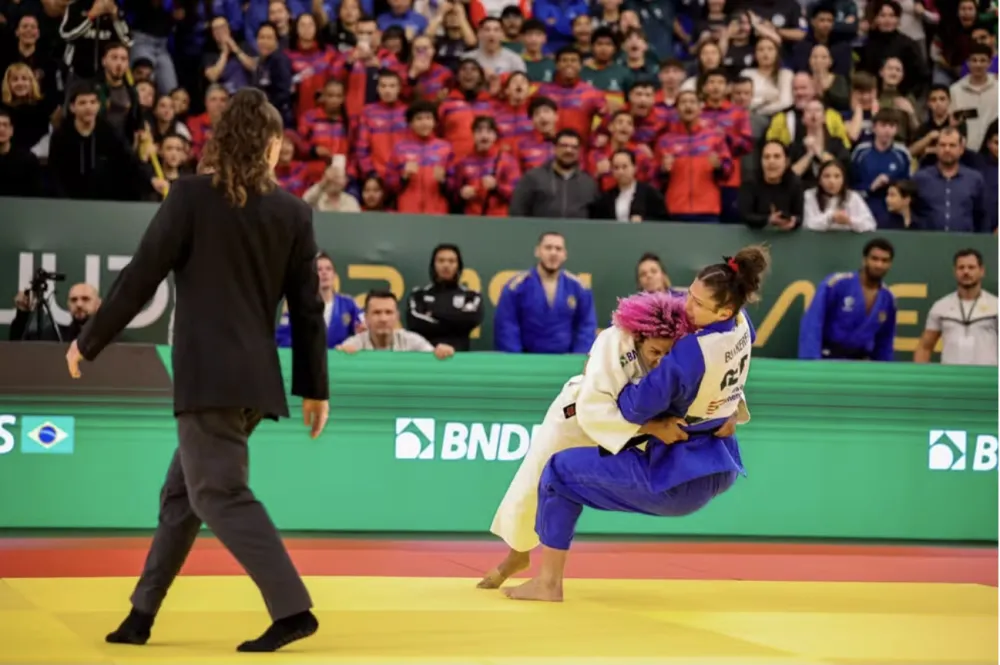 Rafaela Silva vence por ippon no Desafio Internacional de Judô — Foto: Jonas Martins/CBJ