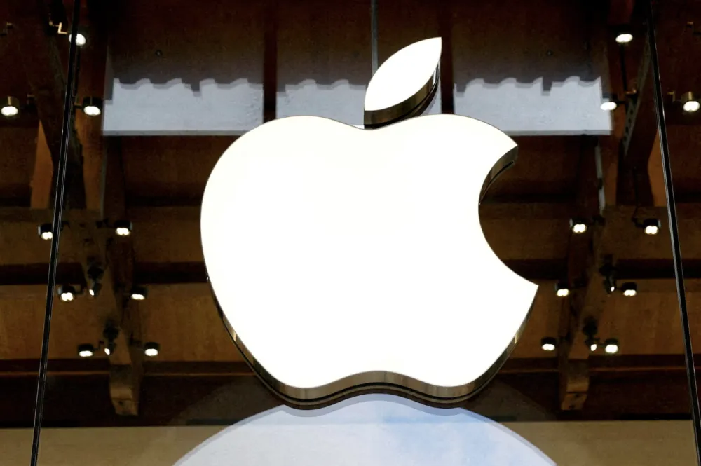 Ações da Apple caem 7% após alerta sobre falta de componentes para iPhone